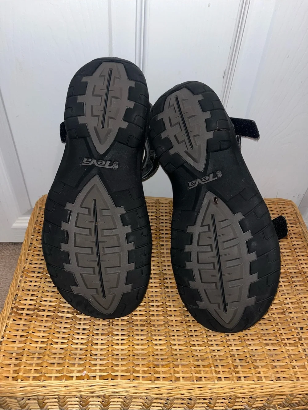 TEVA Minam hiking sandals